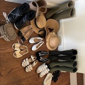 Nike Black Women's Sneakers